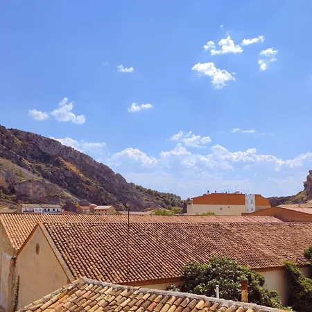 Apartamentos La Casa Del Maestro Alhama de Aragón Extérieur photo